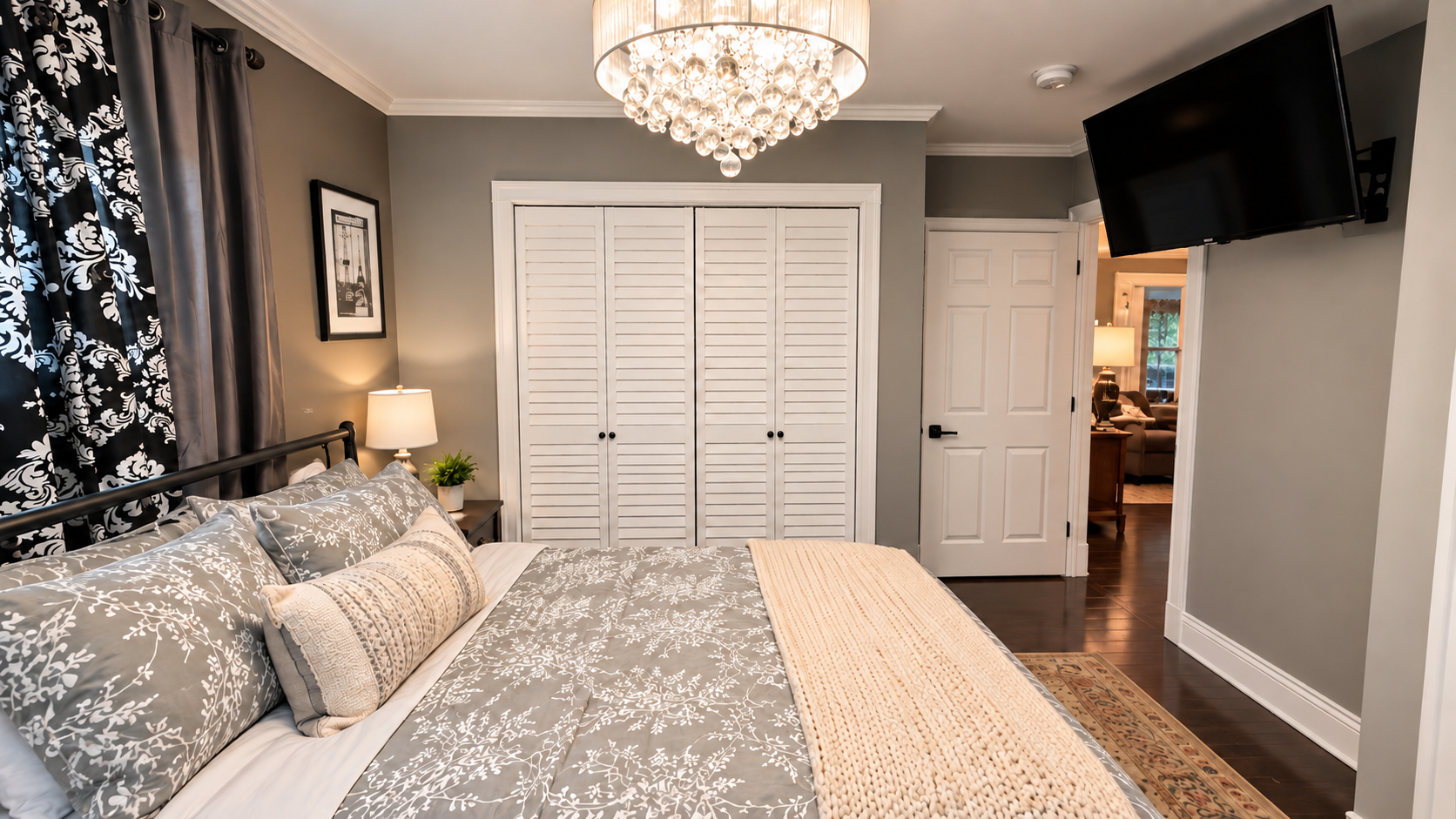 MIL Bedroom